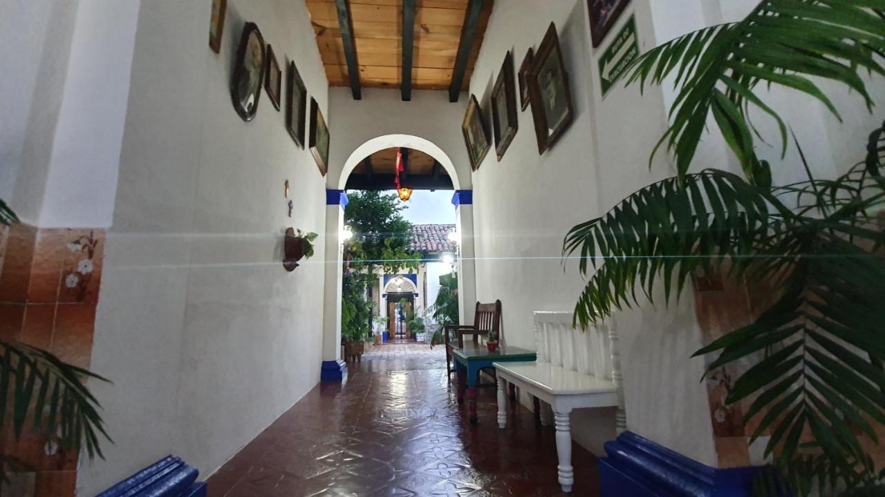 Hotel Posada Casa Juana Сан-Кристобаль-де-Ла-Касас Экстерьер фото