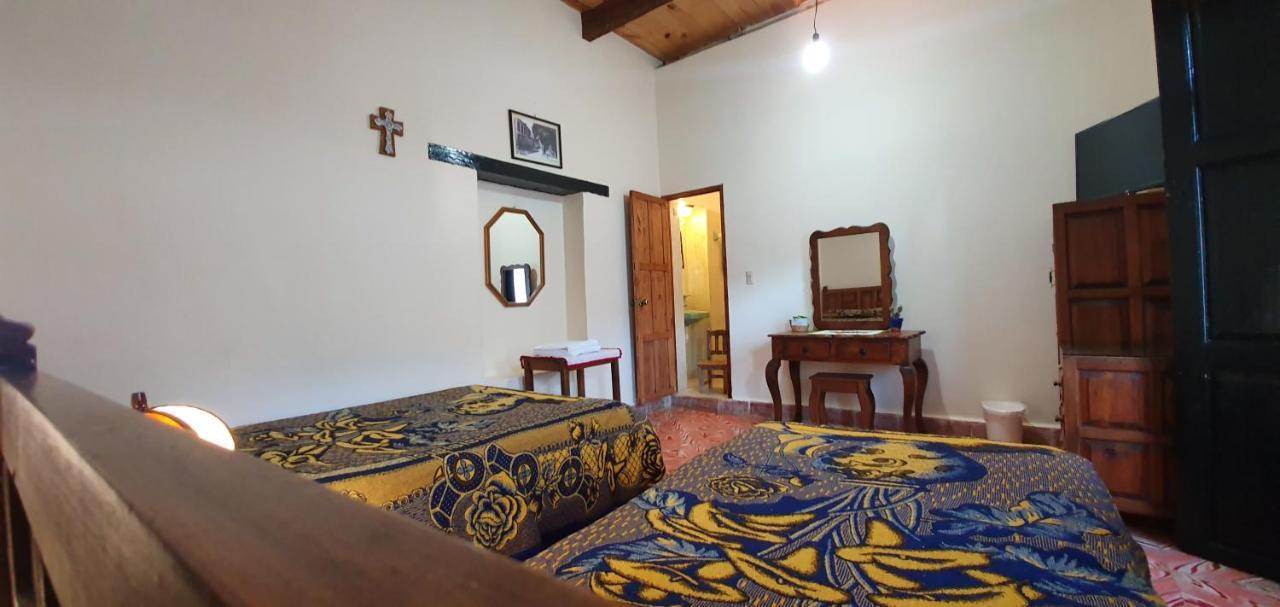 Hotel Posada Casa Juana Сан-Кристобаль-де-Ла-Касас Номер фото